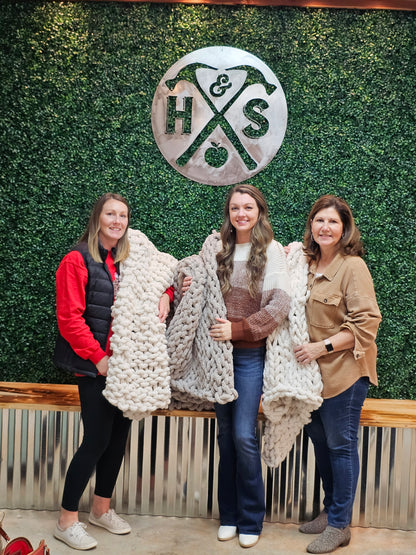 1/12 Private Party Funday Chunky Yarn Throw Workshop 5pm