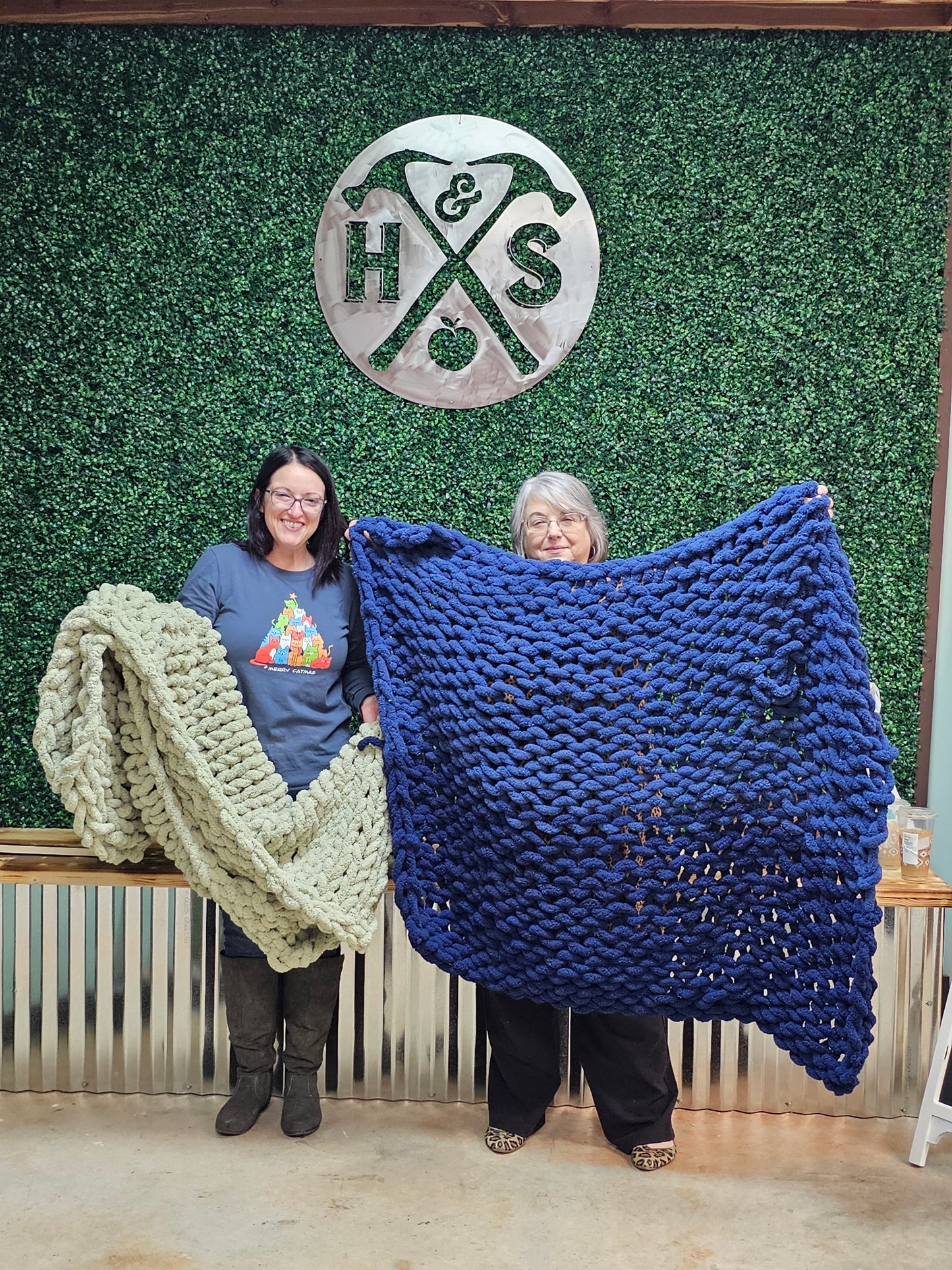 1/12 Private Party Funday Chunky Yarn Throw Workshop 5pm